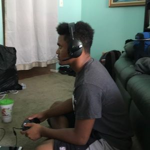 Meet your Posher, Phillip